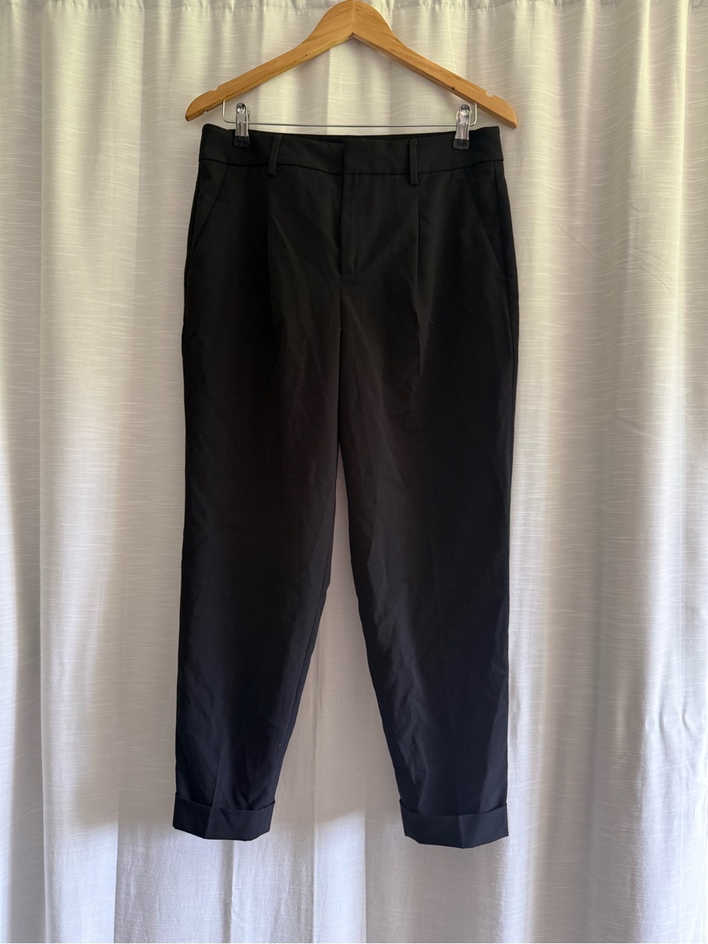 Women’s Banana Republic Black Tailored Dress Pants